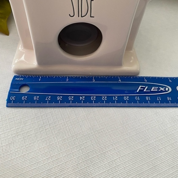 ⭐️HOST PICK⭐️👰‍♀️NWT Rae Dunn Brides Side Birdhouse - Picture 9 of 10